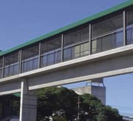 65- Puente peatonal estacion ferroviaria Ituzaingo